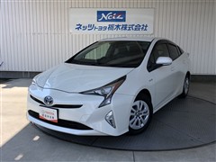 トヨタ プリウス S