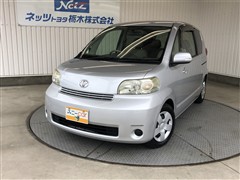 トヨタ　ポルテ 130i C HIDセレ
