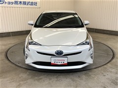 プリウス S セーフティプラス