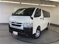 トヨタ ハイエースバン DX