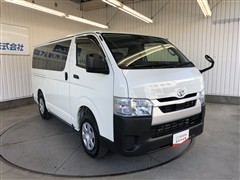 ハイエースバン DX