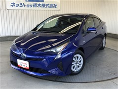 トヨタ プリウス S