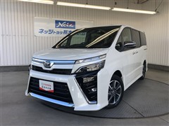 トヨタ ヴォクシー ZS キラメキ3