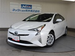 プリウス S セーフティプラス