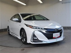プリウスPHV S セーフティPKG
