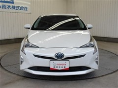 プリウス S セーフティプラス