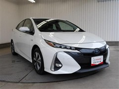 プリウスPHV A