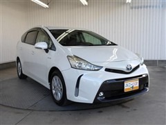 プリウスアルファ S