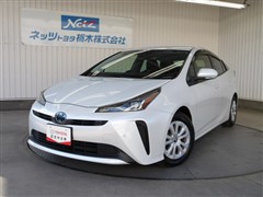 トヨタ プリウス S