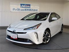 トヨタ プリウス S ツーリングセレクション