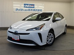 トヨタ プリウス S