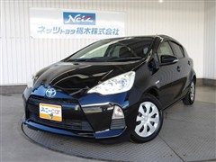トヨタ　アクア G