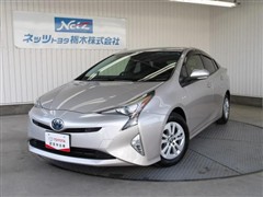 トヨタ プリウス S セーフティプラス