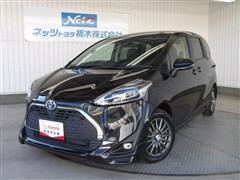 トヨタ　シエンタ HV G クエロ