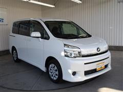 ヴォクシー X Lエディション