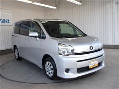 ヴォクシー X Lエディション