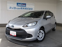 トヨタ　アクア X