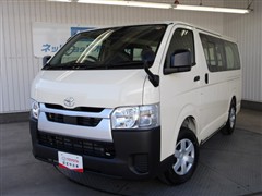ハイエースバン DX