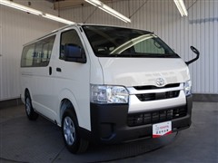 ハイエースバン DX