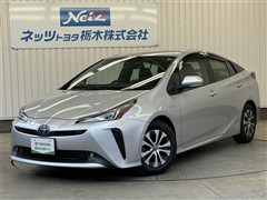 トヨタ プリウス A