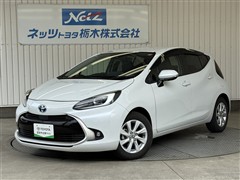 トヨタ　アクア Z