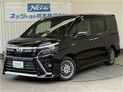 トヨタ　ヴォクシー HV ZS キラメキ