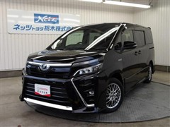トヨタ　ヴォクシー HV ZS