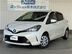 トヨタ　ヴィッツ F