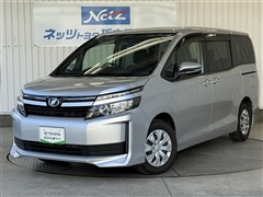 トヨタ ヴォクシー X