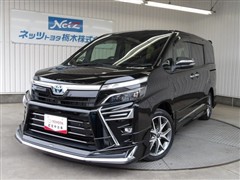 トヨタ ヴォクシー HV ZS キラメキ3