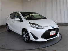 アクア S スタイルブラック