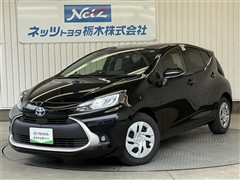 トヨタ　アクア G