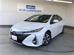 トヨタ プリウスPHV A