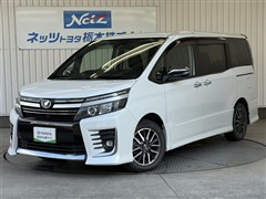 トヨタ　ヴォクシー ZS キラメキ2
