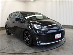 アクア GR スポーツ