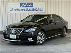 トヨタ　クラウンマジェスタ HV Fバージ
