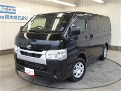 トヨタ ハイエースバン DX