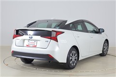 プリウス A プレミアム