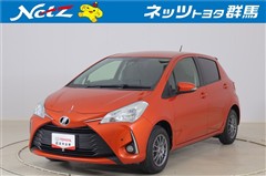 トヨタ ヴィッツ F
