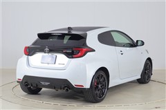 GRヤリス RZハイパフォ-マンス