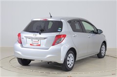 ヴィッツ Fスマイルエディション