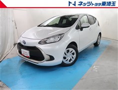 トヨタ　アクア G