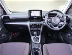 ヤリスクロス G