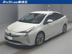 トヨタ プリウス A ツーリングセレクション