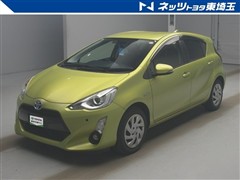 トヨタ アクア G ブラックソフトレザーセレ