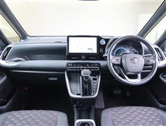 ヴォクシー ハイブリッド S-Z