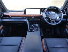 クラウン クロスオーバー RS アド