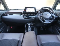 C-HR ハイブリッド G