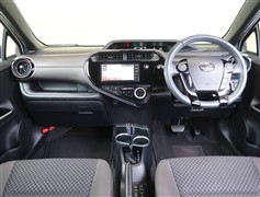 アクア クロスオーバー グラム