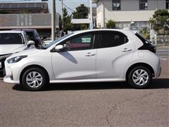 ヤリス ハイブリッド G